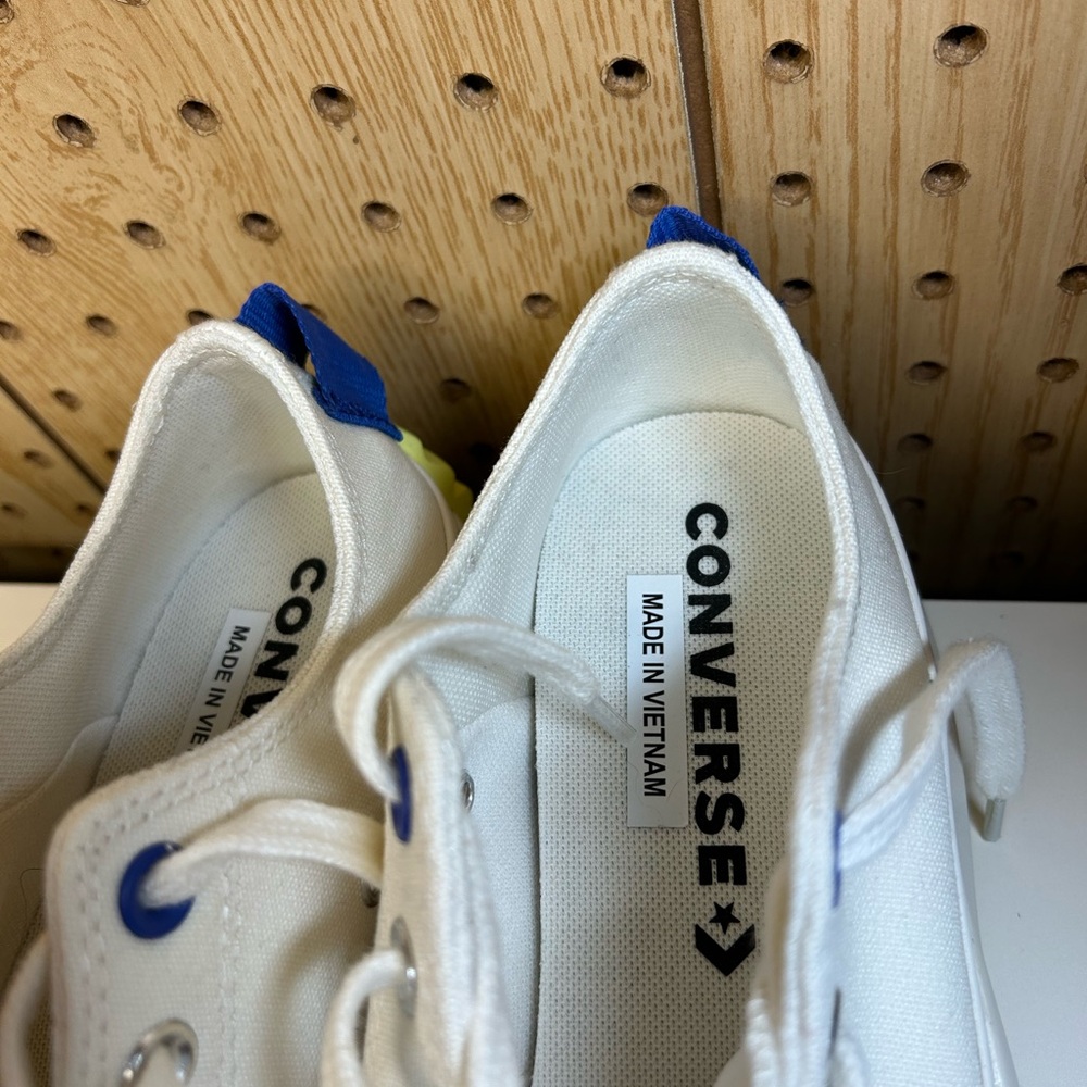 Converse Chuck Taylor White and Red Platform Sneakers - Picture 3 of 13
